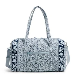 Vera Bradley Large Travel Duffel Bag -Vera Bradley || Rockland || Disney Shop GUEST 0d2e9ad6 8bba 4187 89c7 c7810c7244b0