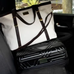 Badgley Mischka Anna Travel Weekender Tote XL -Vera Bradley || Rockland || Disney Shop GUEST 2f07d8b2 10fa 4f22 86c6 a1a34c34a2eb