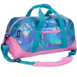 Wildkin Overnighter Duffel Bag For Kids -Vera Bradley || Rockland || Disney Shop GUEST 3b9e93da 7223 4680 a462 6c9981d4d597