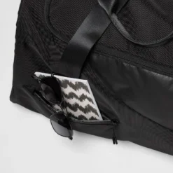 21.5" Duffel Bag Black L - All In Motion™ -Vera Bradley || Rockland || Disney Shop GUEST 5f1a40f7 39a0 46dc 9b21 3960dd39035f