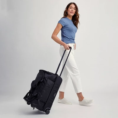 Vera Bradley Rolling Duffel Bag 6 Vera Bradley Rolling Duffel Bag - Image 6