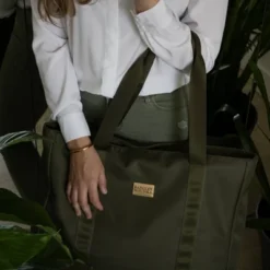 Badgley Mischka Nylon Travel Weekender Bag -Vera Bradley || Rockland || Disney Shop GUEST 924e1541 19ca 4f02 b698 f4596f9a1408